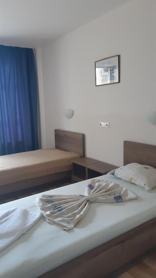 Hotel Complex Astra Slantschew brjag Zimmer foto